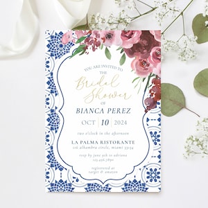 Mittelmeer Brautparty Einladung Blaue Fliesen Bougainvillea Invite Santorini Italienisch Burgund Hochzeit Bearbeitbare Karte Blaue Fliesen Verlobung
