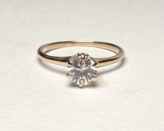 Antique solid 14k engagement ring with natural wh… - image 2