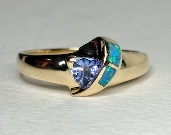 Trillion Tanzanite and Australian Opal Inlayed Band Ring Solid 14k Gold size 7.25