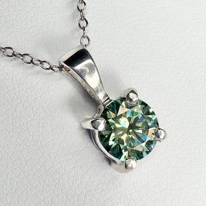 Teal-Green Moissanite Solitare Pendant Necklace in Sterling Silver