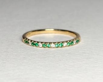 Emerald and Diamond Stackable Band Ring Bony Levy Solid 18k Gold size 7.5