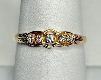 Black Hills Gold Natural 5 Diamond Ring Solid 10k Gold size 7.5