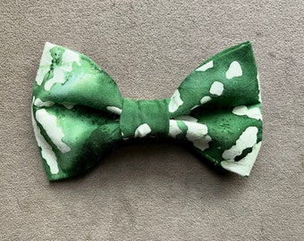 Handmade Green and White Batik Dog or Cat Bow tie, slip on over the collar-Gifts for Pets