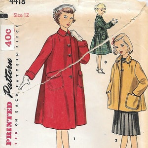 1950-tals Simplicity 4418 fodrad flickkappa med bälte bak i två längder Vintage sömnadsmönster storlek 12 byst 30 oklippt ficka utan påsydda fickor