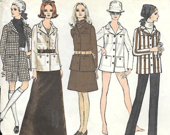 1970s Vogue 7447 Safari-style Lined Jacket with Skirt Pants and Shorts Vintage Sewing Pattern Size 10 Bust 32 1/2