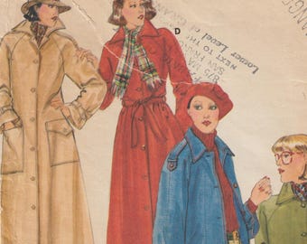 1970s Butterick 5078 Raglan Sleeve Jacket and Coat Vintage Sewing Pattern Size 14 Bust 36