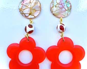 Flower Power Color Splatter Earrings, Flower Earrings, 90s Inspired, Kotsch Jewelry, Mod 60s, Vintage Inspired, Lucite Jewelry, Retro, PinUp