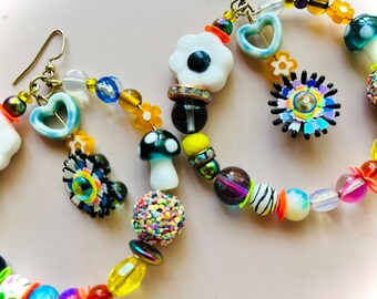 Kidcore Whimsical Acid Daisy Flower Mushroom Earrings, Boho Hippie, Kitsch Kawaii