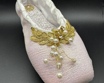 Pretty Pink decorated Ballet Pointe Shoe
