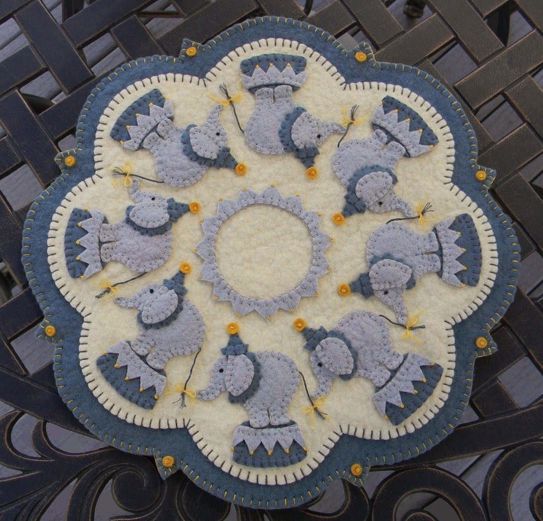 A Day at the Circus Penny Rug/table Mat DIGITAL Pattern - Etsy