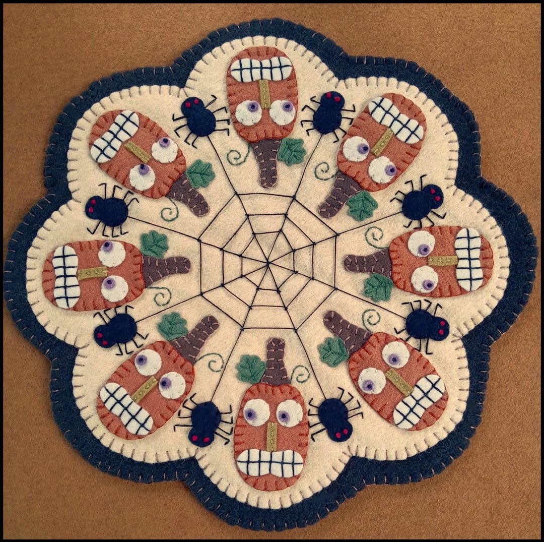 Updated! Jacks and Spiders~halloween Pumpkin Penny Rug Candle Mat ...