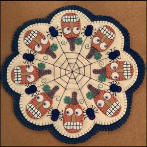 Updated! Jacks and Spiders~Halloween Pumpkin Penny Rug Candle Mat MAILED PAPER PATTERN