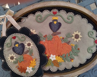 The Pumpkin King~Autumn~Fall~Halloween Penny Rug/Wool applique Table Mat with Mini Mat DIGITAL PATTERN