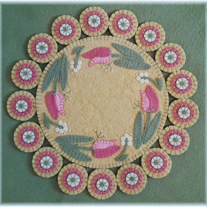 Spring&#39;s Promise~Tulips Penny Rug Candle Mat MAILED PAPER PATTERN