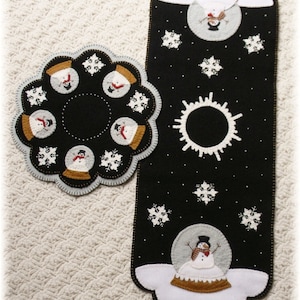A Winter World Penny Rug Table Runner/Candle Mat DIGITAL Pattern