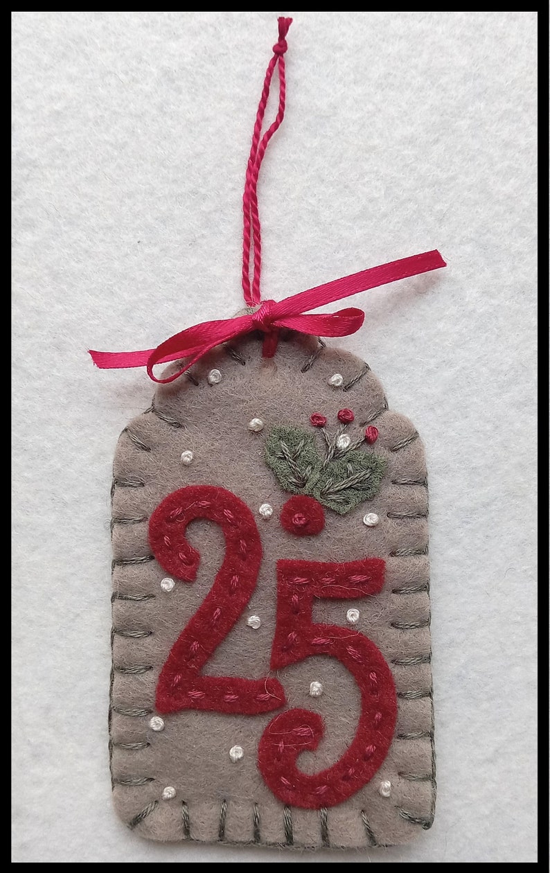 Christmas Tags/Wool Applique Christmas Ornaments, ornies, gift tags /Winter DIGITAL DOWNLOAD PATTERN image 7