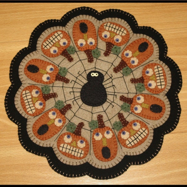 Scaredy Jacks~Halloween Pumpkins and Spider Penny Rug Candle Mat DIGITAL PATTERN