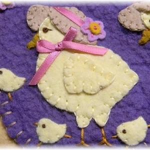 Everywhere a Chick, Chick Penny Rug/Candle Mat DIGITAL PATTERN