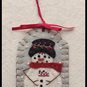 Christmas Tags/Wool Applique Christmas Ornaments, ornies, gift tags /Winter DIGITAL DOWNLOAD PATTERN image 6