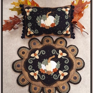 Autumn Twilight~Fall Pumpkin Bittersweet Penny Rug/Candle Mat with Mini Mat/Mini Pillow Set MAILED PAPER PATTERN