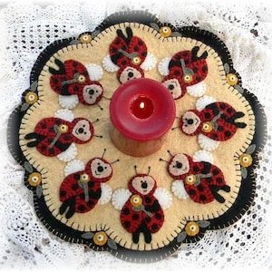 Ladybugs Penny Rug/Candle Mat pdf DIGITAL PATTERN