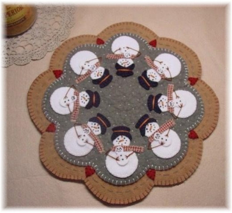 Snowmoms Penny Rug Candle Mat DIGITAL PATTERN image 1