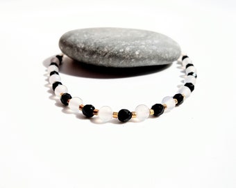 Onyx Gemstone Beaded Bracelet in Gold, White and Black Onyx Bracelet, Root Crown Chakra Bracelet, Polka Dot Stackable Dainty Bracelet