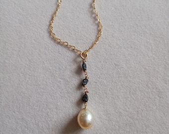 Golden South Sea Pearl necklace, rough black Diamond necklace, Diamond nugget necklace, south sea pearl necklace, gold pearl, raw diamond