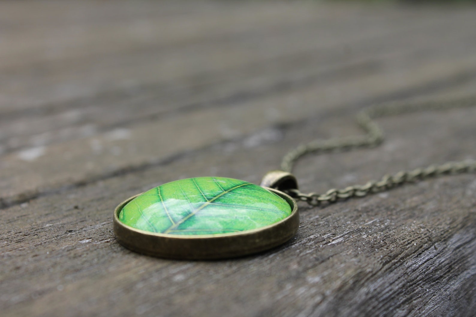 Bright Green Leaf Pendant Necklace Summer Spring Tree Leaves | Etsy