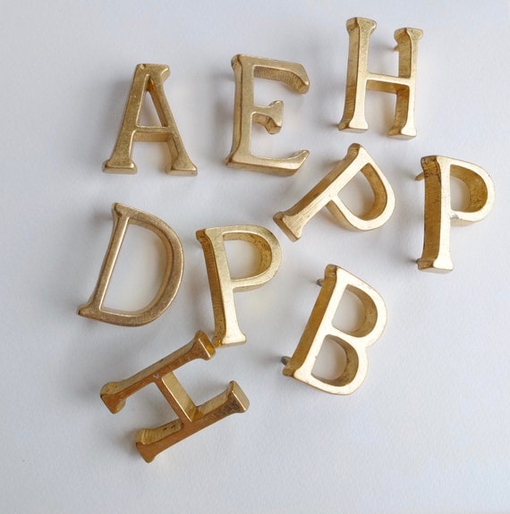 ヴィンテージ真鍮文字看板：ドア名のイニシャル - Etsy 日本