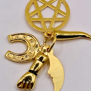 Pendentif Vintage Or 18k Main De Figa - Verre Bleu Finement Travaillé - Collier Mi-long