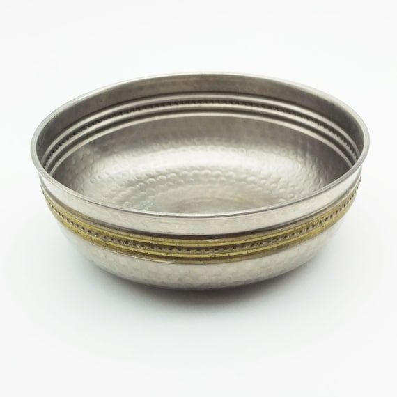 Vintage handgemachte Metallschüssel, gravierte Schüssel, Vintage India