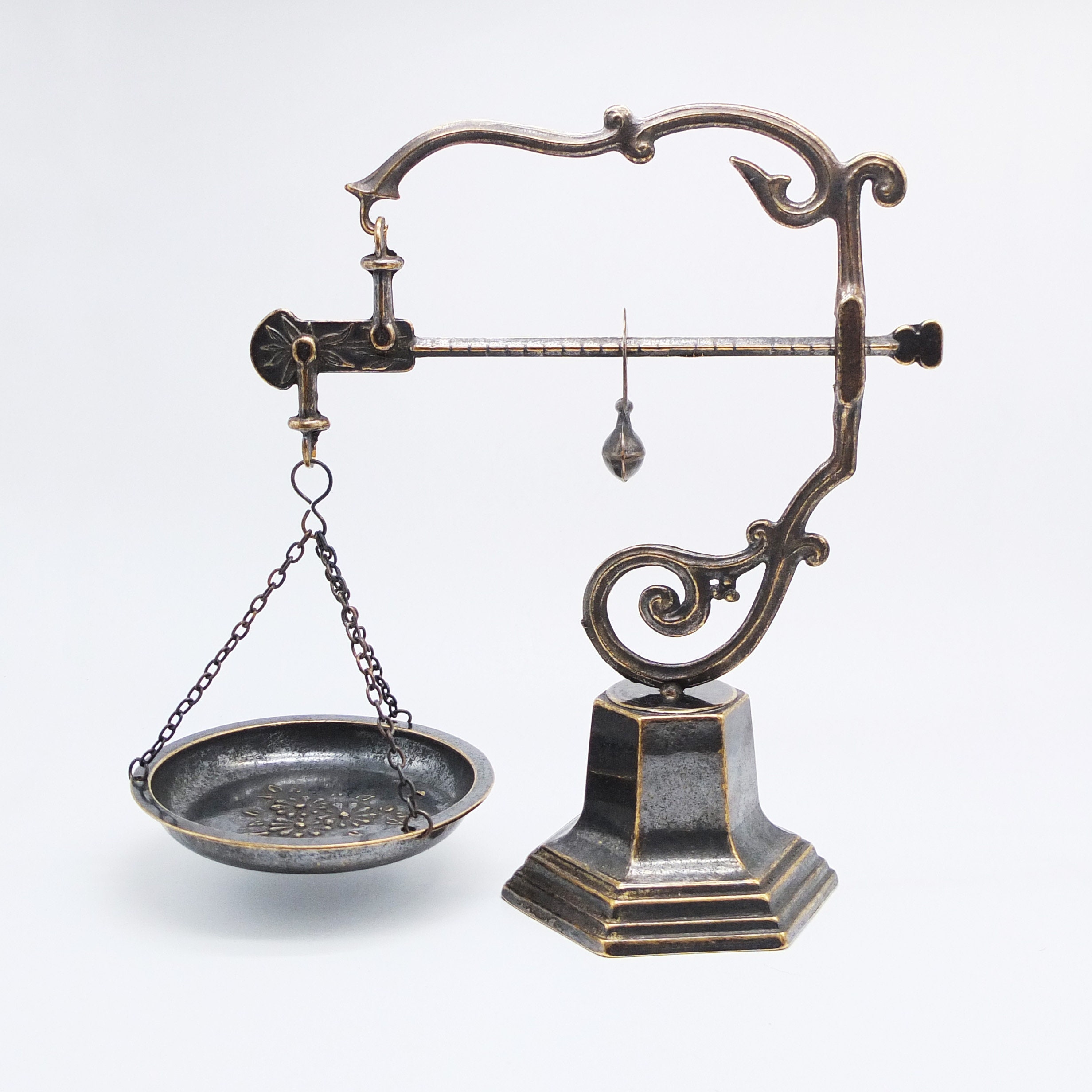 Solid Brass/Wood Small Weighing Scale With Some Weights Greats