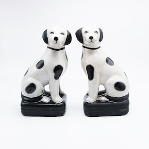 Vintage Porcelain Pair of Dogs, Porcelain Dogs