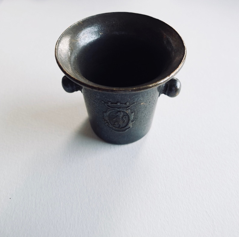 Pharmacy Medical Brass Pilon Antique Brass Pharmacy Mortar and Pestle Cast Brass Apothecary Mortar and Pestle