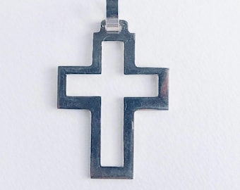 Vintage Sterling Silver Crucifix Pendant: Solid Silver Cross