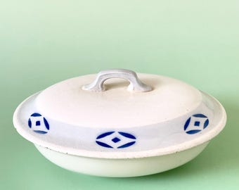 アンティーク　フランス　花柄陶器蓋付　石鹸ケース 陶器製 ソープディッシュ 蓋付きファインダーと花を備えた 1900 年の