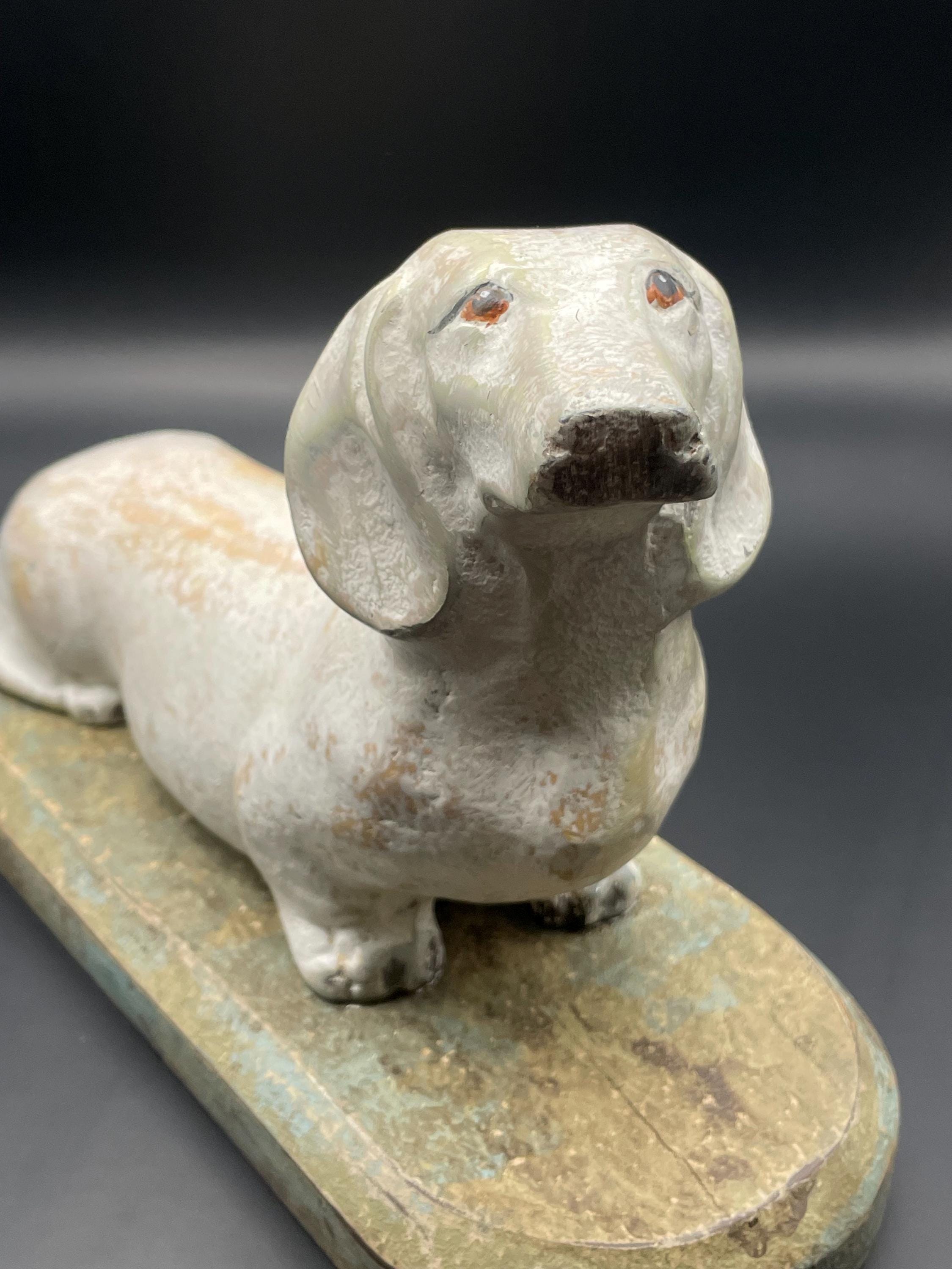 【中古・美品】ダックスフンドの置物 ヴィンテージのダックスフンドの置物、ソーセージ犬の置物 - Etsy 日本