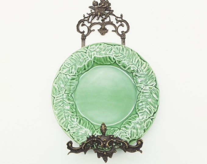 Vintage Brass Wall Plate Hanger, Plate Holder, Wall Rack for Plates and