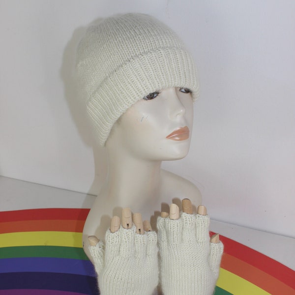 madmonkeyknits immediate pdf download knitting pattern Adult Teen Aran Ski beanie and Short Finger Gloves CIRCULAR