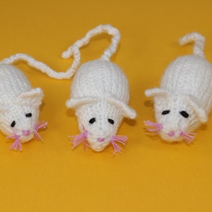 Instant Digital File pdf download Knitting pattern 3 Blind Mice Kitten Toy pdf download knitting pattern image 2