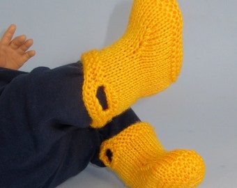 Digital pdf file knitting pattern -Baby Pull On Boots (Booties,bootees) pdf knitting pattern