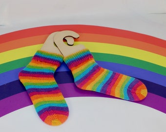 madmonkeyknits immediate pdf download knitting pattern Childrens Very Easy No heel Rainbow Socks Circular