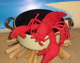 madmonkeyknits Lottie Lobster Crustacean Toy pdf knitting pattern