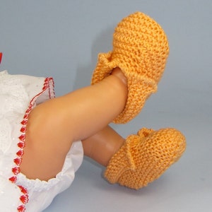 knitting pattern digital pdf download Baby Granny Slippers Booties Bootees knitting pattern pdf download by madmonkeyknits image 1