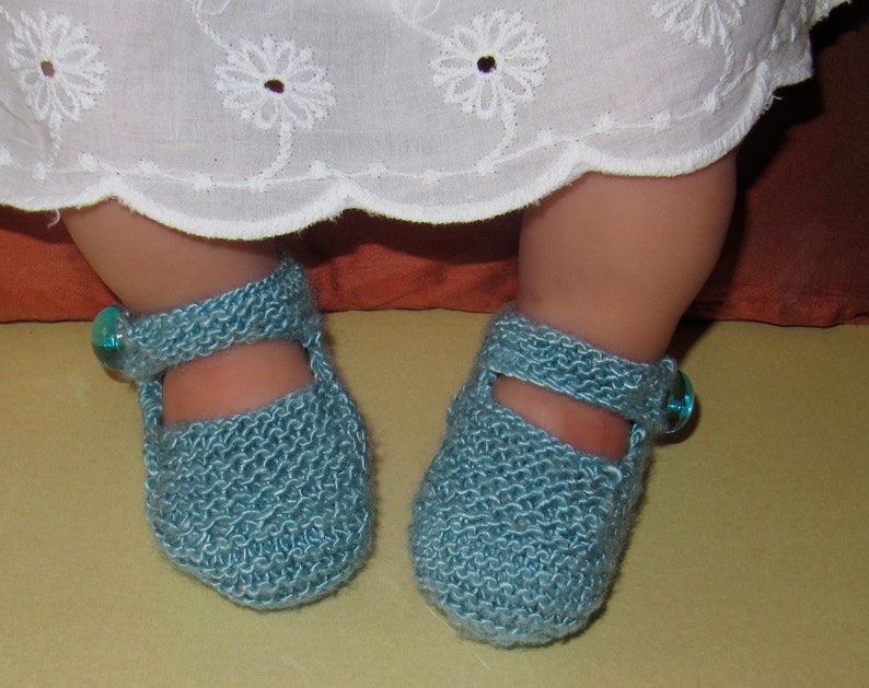 Instant Digital File pdf download knitting pattern Baby High Front, High Back Shoes pdf download booties knitting pattern image 1