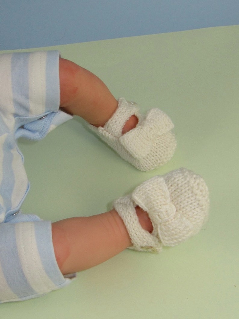 Digital file pdf download knitting pattern Baby Bow Sandals Booties Bootees pdf download knitting pattern image 3