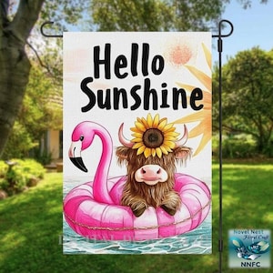 Bandera de jardín Hello Sunshine PNG: Vaca de las Tierras Altas y Flamenco (Descarga digital)