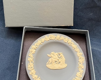 Wedgwood Jasperware England White on Blue Round Tray Mini Plate Greek Roman Style 3D Design 14529 2007 w. Box Approx. 4.25" Diameter Ceramic