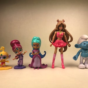U Pick Plastic Cake Toppers Flora Winx OR Shimmer and Shine Genie Girls with Monkey OR Vanity Smurf with Flower